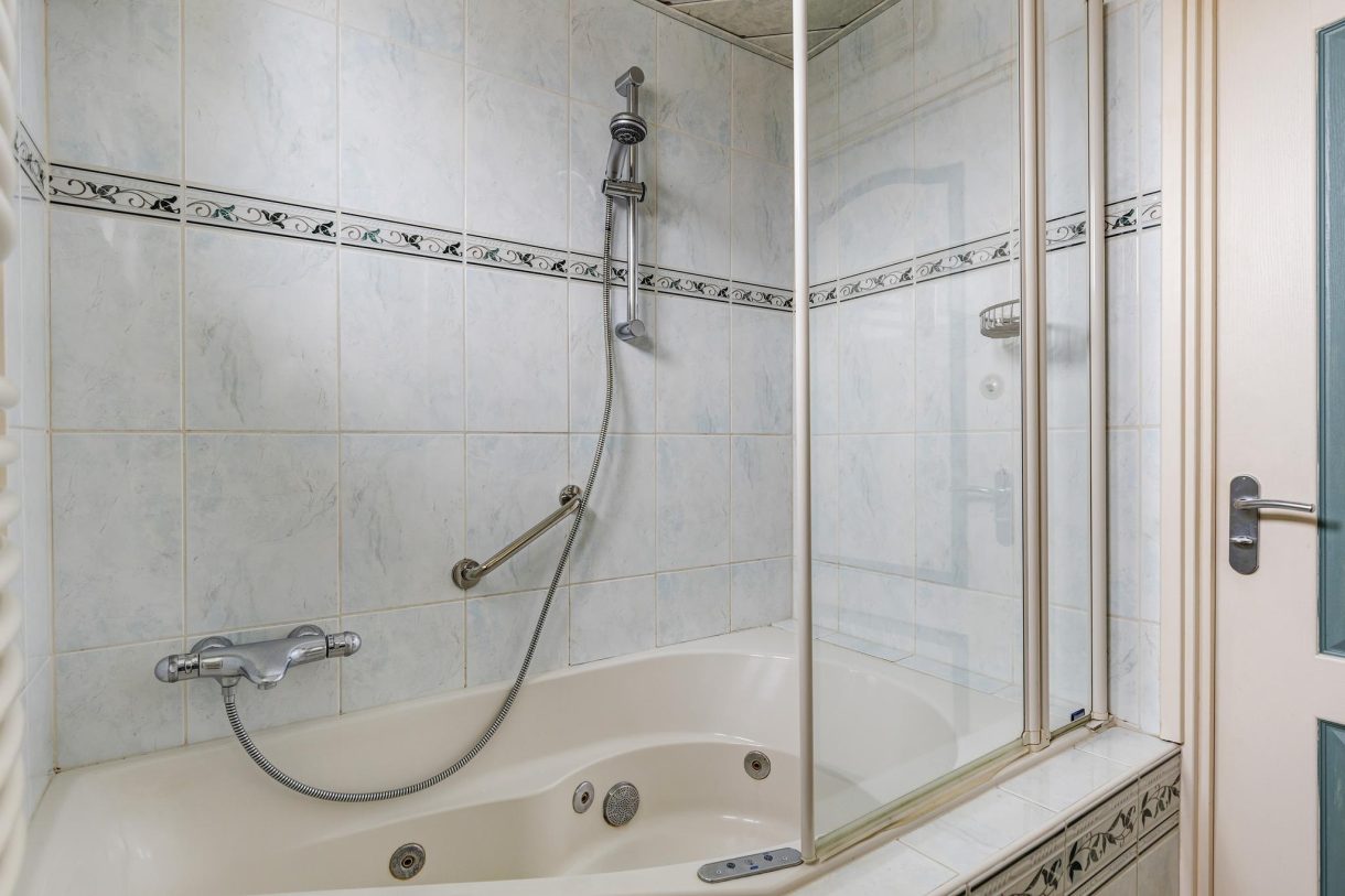 Te koop: Foto Woonhuis aan de van Halllaan 11 in Nieuwegein