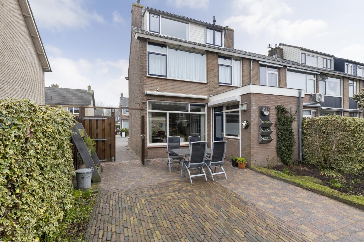 Te koop: Foto Woonhuis aan de van Halllaan 11 in Nieuwegein