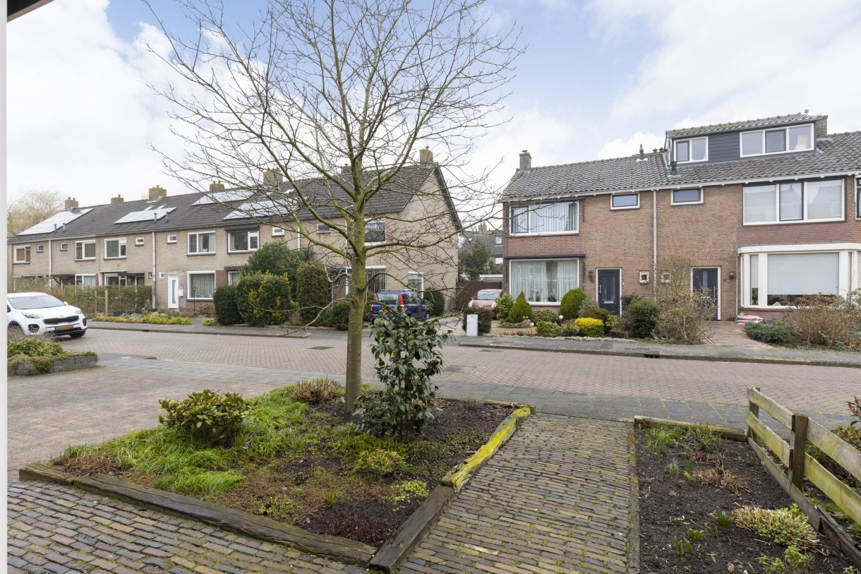 Te koop: Foto Woonhuis aan de van Halllaan 11 in Nieuwegein