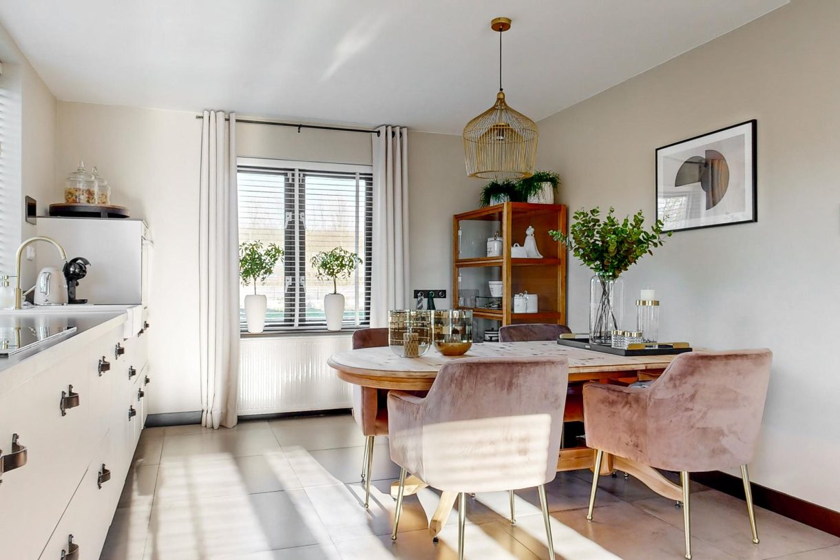 Te koop: Foto Woonhuis aan de Reinesteijnseweg 10 in Nieuwegein