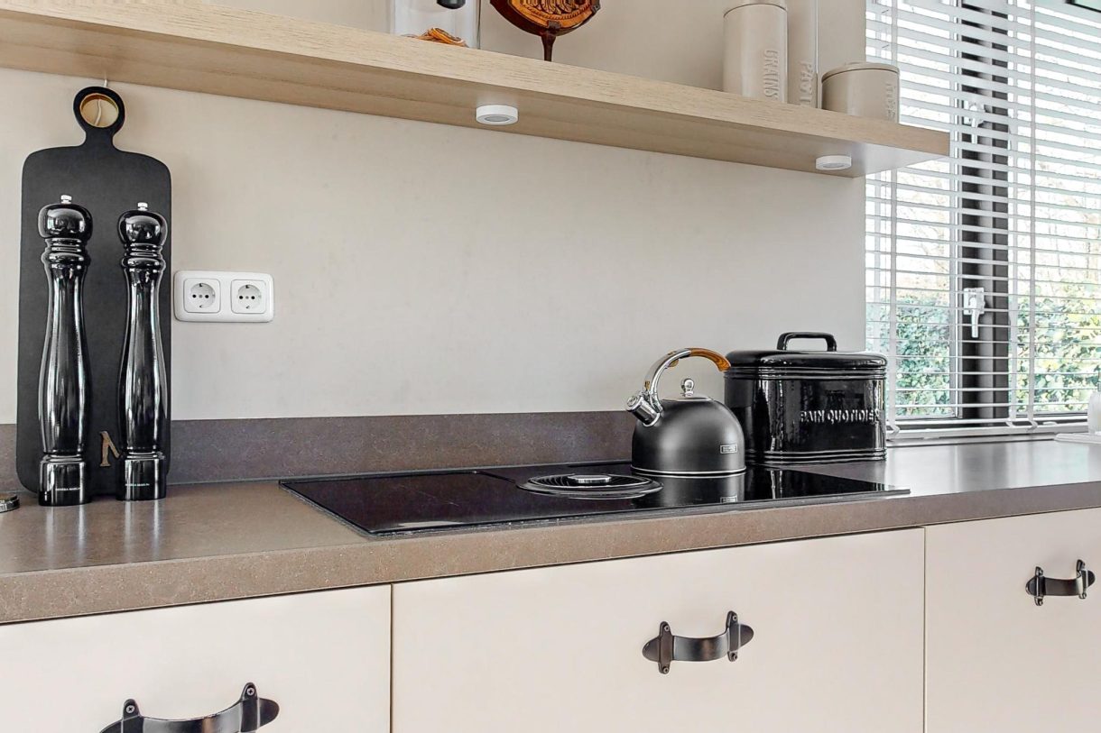 Te koop: Foto Woonhuis aan de Reinesteijnseweg 10 in Nieuwegein