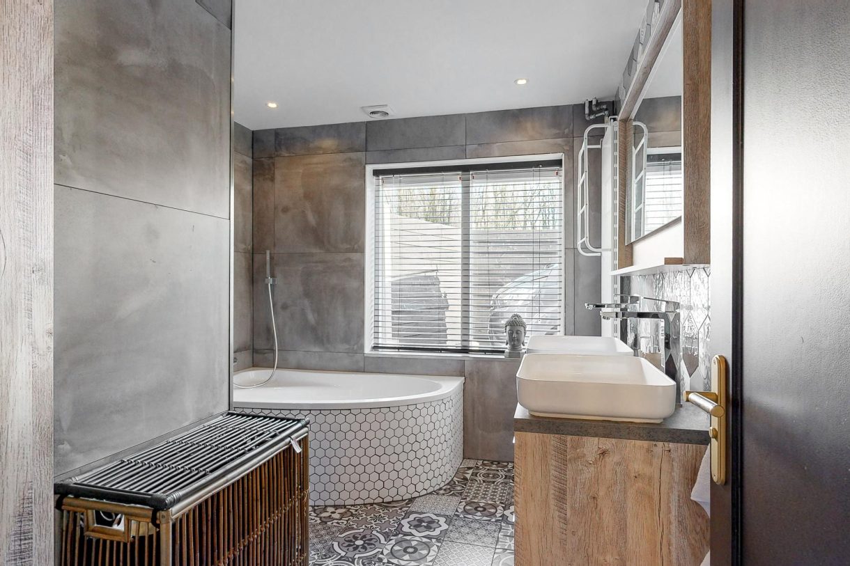 Te koop: Foto Woonhuis aan de Reinesteijnseweg 10 in Nieuwegein