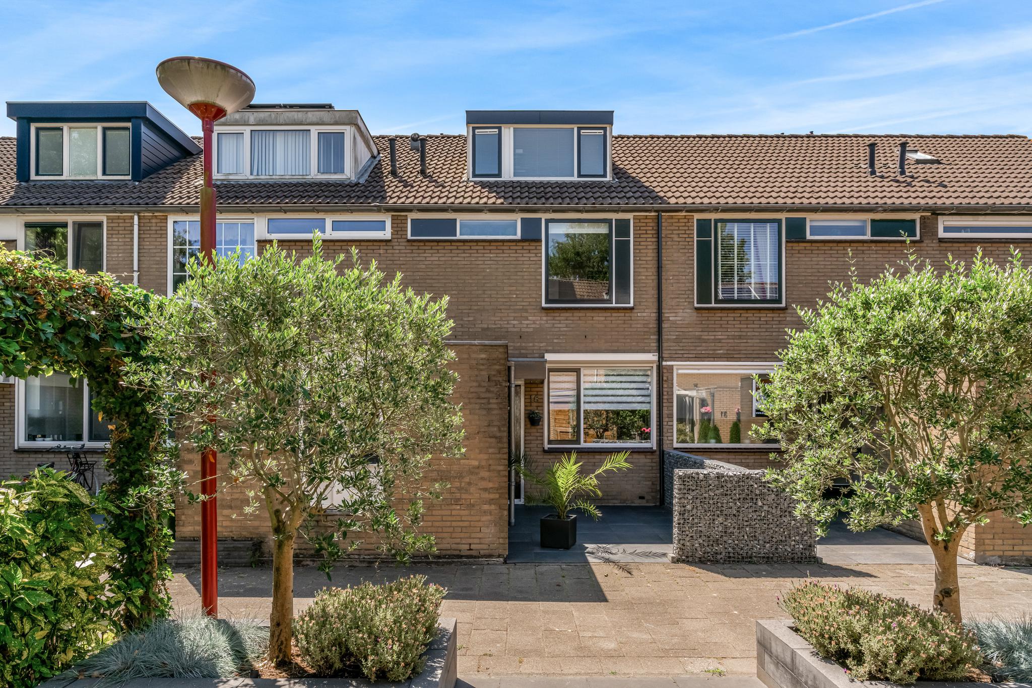 koop  Nieuwegein  Resedahof 18 – Hoofdfoto