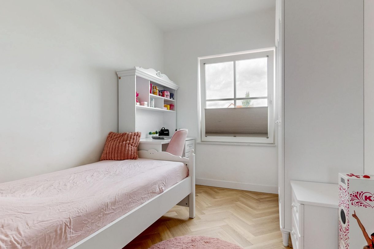 Te koop: Foto Woonhuis aan de Rozenhofstraat 6 in Hoef En Haag