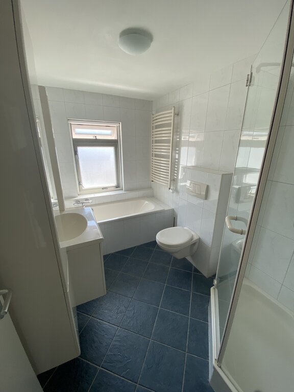 Te huur: Foto Woonhuis aan de van Halllaan 13 in Nieuwegein