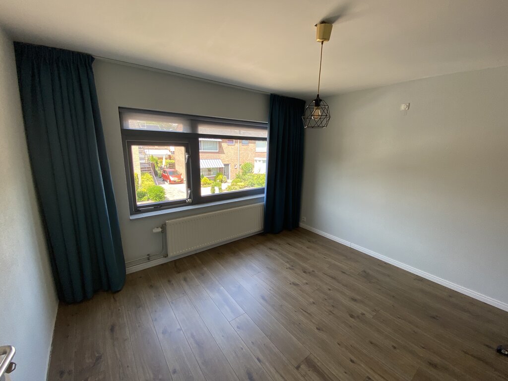 Te huur: Foto Woonhuis aan de van Halllaan 13 in Nieuwegein